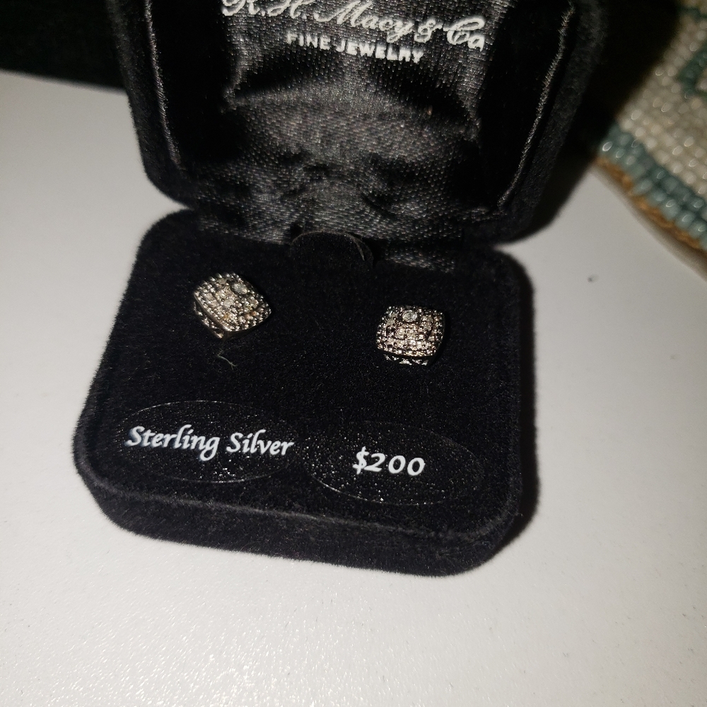 Diamond earrings